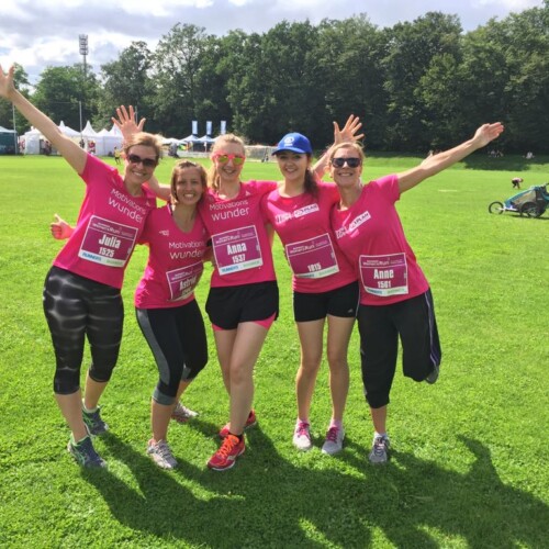Unsere Laufgruppe Julia, Astrid, Anna, Katharina, Anne